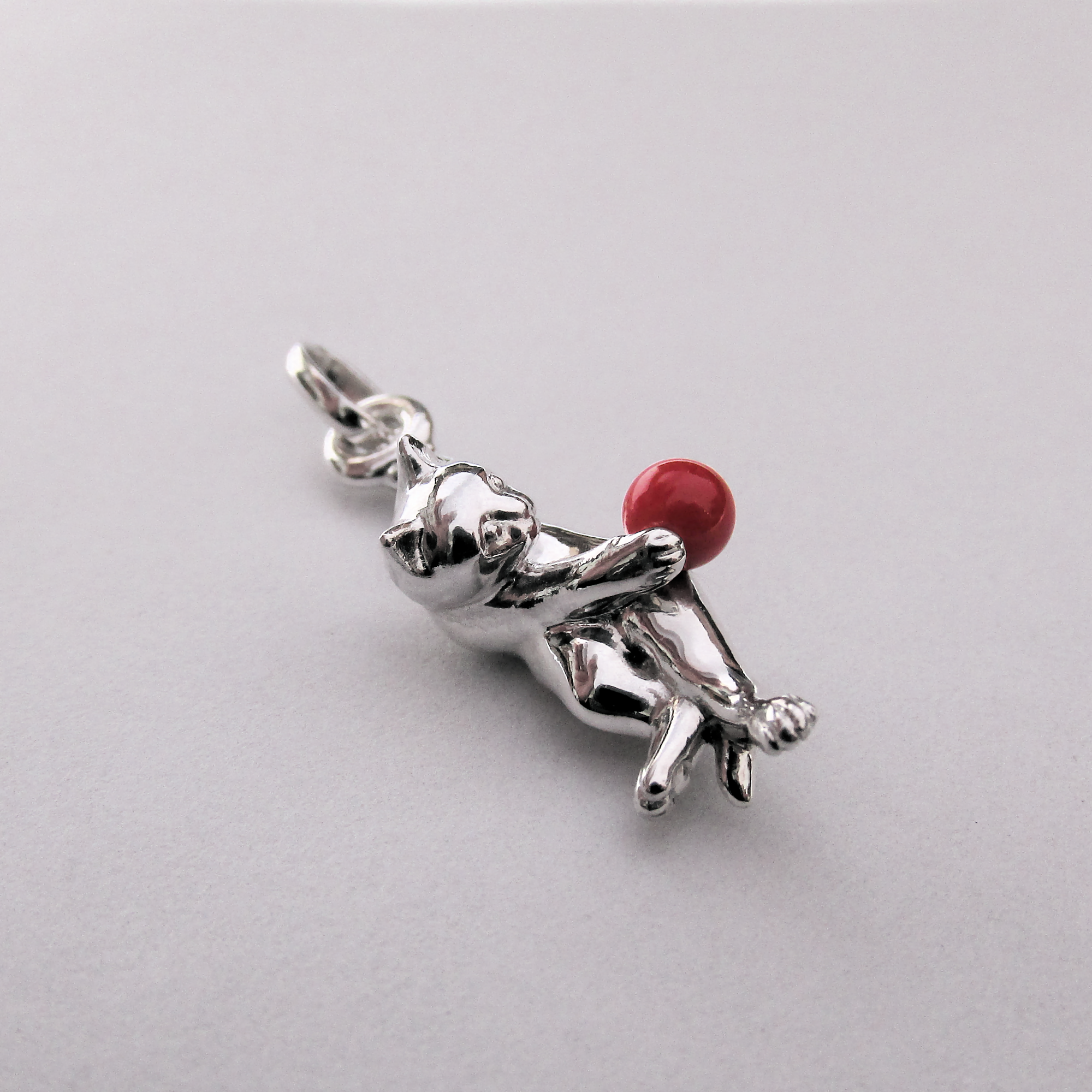 dije gato plata con pelotita coral