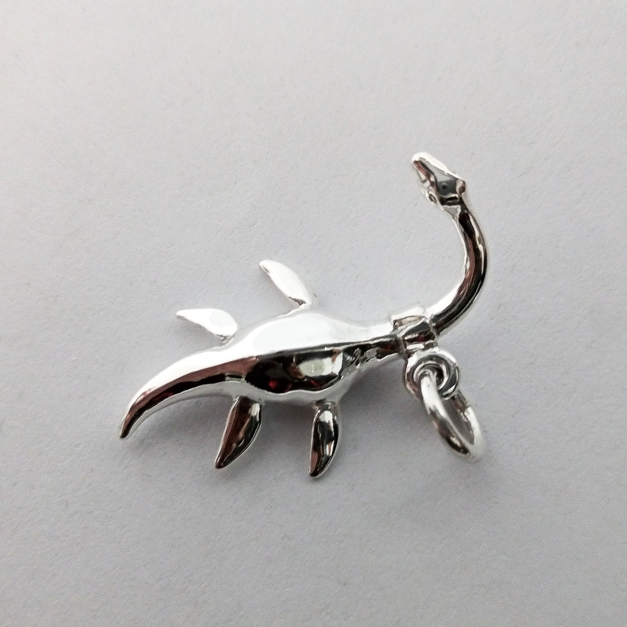 colgante de nessie de plata