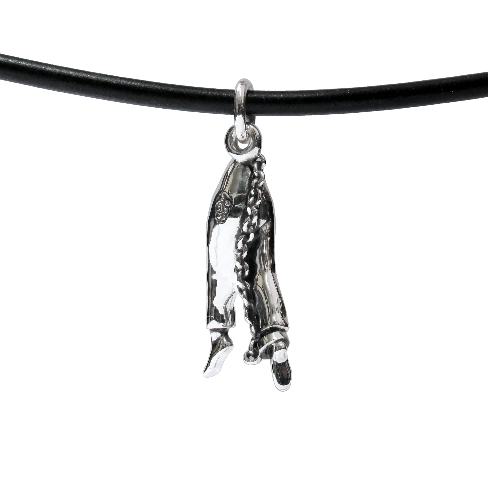 Dije Fresno Nightcrawler en Plata 925 | Joyería de Críptidos y Misterio - Imagen 4