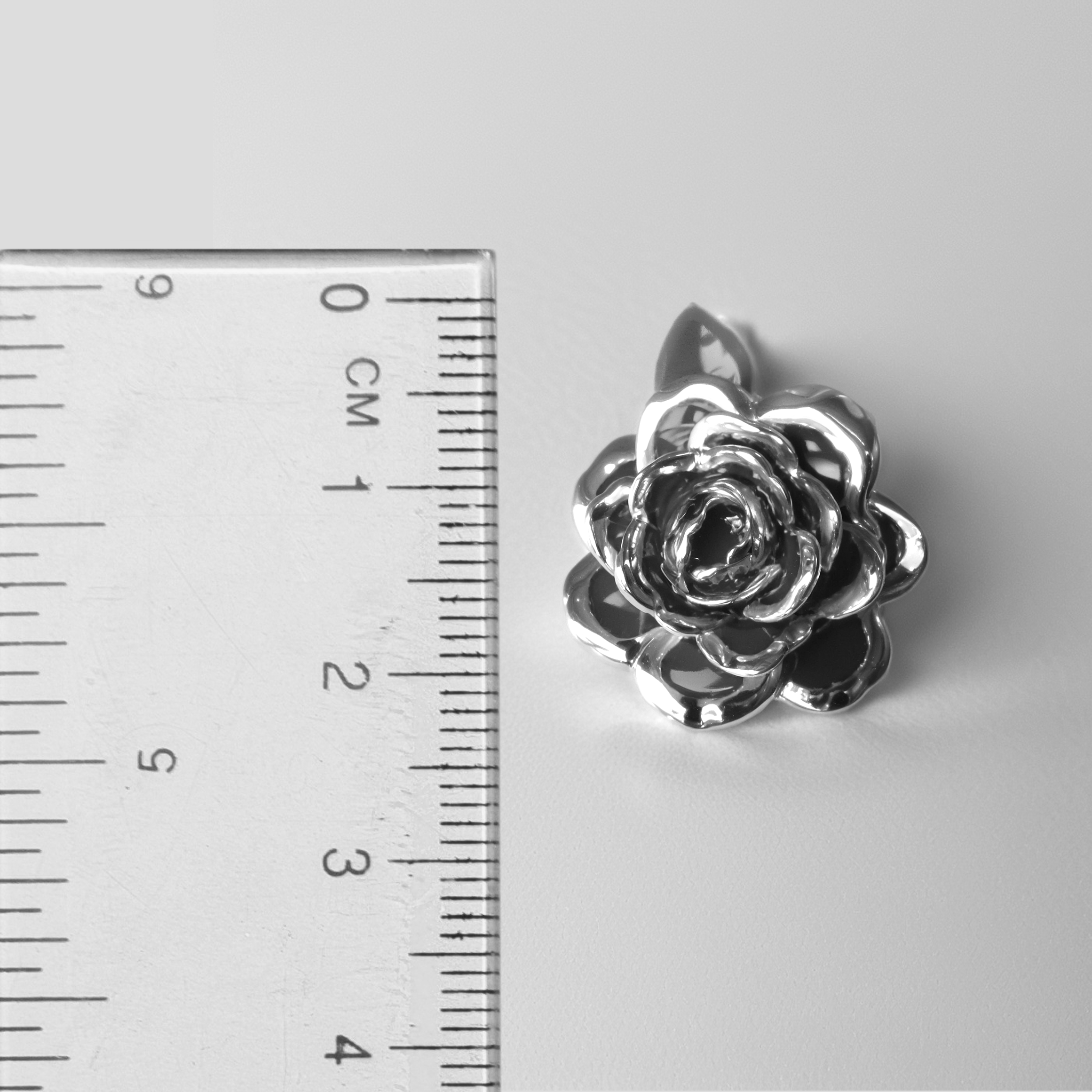 Colgante Camelia (Invierno) en Plata y Esmalte Vitrificado - Imagen 5